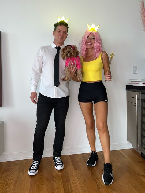 Wanda And Cosmo Costume Couple, Wanda Costume, Cosmo And Wanda Costume, Easy Couples Costumes, Costume Couple, Yellow Crown, Cosmo And Wanda, Cute Couple Halloween Costumes, Dog Halloween Costumes