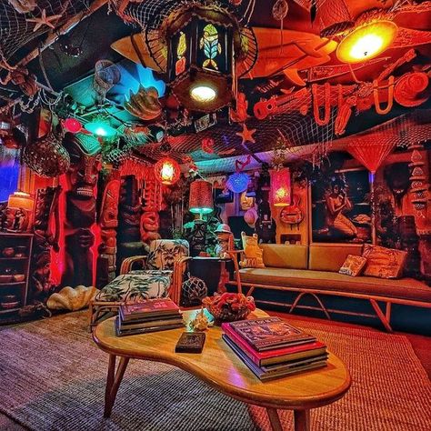 Tiki Bar Lighting Ideas, Hippy Furniture, Tiki Bedroom, Party Basement, Tiki Bar Restaurant, Hippie Furniture, Home Tiki Bar, Adventure Decor, Basement Inspiration