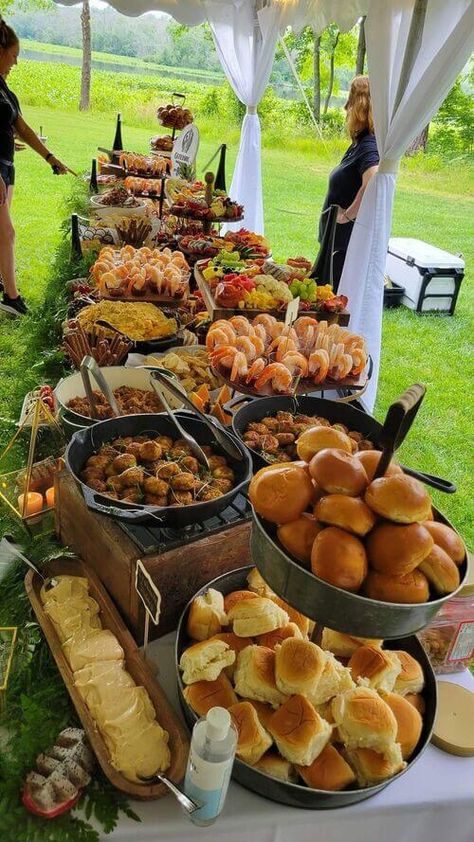 #ThanksgivingDinnerDelights Food Tables For Parties, Party Food Table Set Up Buffet Ideas, Rustic Food Display, Meat Table, Meat Buffet, Romantic Dinner Setting, Canteen Design, 69th Birthday, Charcuterie Board Meats