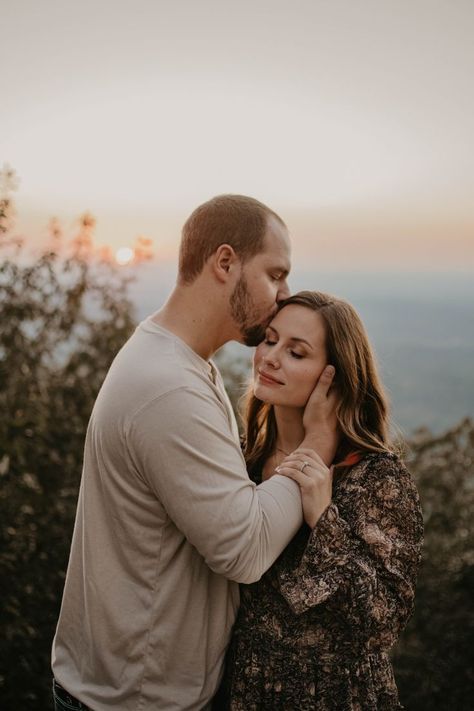 mountains, cheaha, bald rock, alabama, sunset, couple, portraits, engagement shoot, ring, close up, warm edit, couple poses, cheaha mountain, october Sunset Poses, Couple Sunset, Close Up Portrait, Ring Couple, Couple Shots, Couple Poses, Couple Portraits, Engagement Shoot, Couple Posing