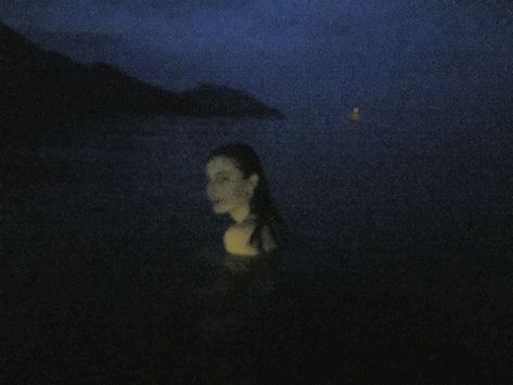 Siren Icon Aesthetic, Night Aesthetic Woman, Moon People Aesthetic, Ocean And Moon Aesthetic, Sea Woman Aesthetic, Water Night Aesthetic, Moon Mermaid Aesthetic, Oh Who Is She A Misty Memory Aesthetic, Misty Memory Aesthetic