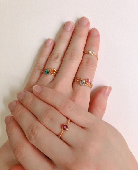 Ring Design For Women, Ring With Birthstones, Make Ring, Stone Ring Design, Beads Rings, Ring Stacks, Bead Rings, Ring Tutorial, How To Make Rings