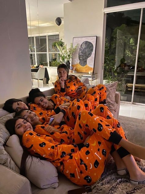 Halloween Pajamas Friends, Matching Fall Pajamas, Fall Pajama Set, Matching Halloween Pajamas Friends, Halloween Pjs Matching, Matching Halloween Pjs Friends, Matching Pjs Sleepover, Fall Theme Sleepover, Halloween Night With Friends