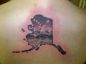 Idea for Alaska tattoo. Take out Big Dipper, put in Aurora Alaskan Tattoos, Big Dipper Tattoo, Alaska Tattoo, State Tattoos, Flag Tattoo, Big Dipper, Aesthetic Tattoo, Sister Tattoos, A Tattoo