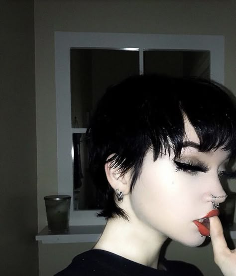 Rock Mullet, Black Hair Pixie Cut, Girls Pixie Cut, Guys With Curly Hair, Black Pixie Cut, Alt Hair, Hair Motivation, Short Hair Inspo, Goth Hair