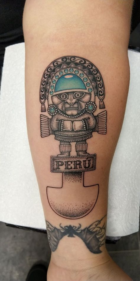 El Tumi Peruano done by Michael Veloso of Black Label Tattoo in St Helier Jersey (done today so red and swollen) Tumi Tattoo Peruvian, Peruvian Tattoo Ideas, Peru Tattoo Ideas, Peruvian Tattoo, Label Tattoo, Peru Tattoo, Latin Tattoo, Atlas Tattoo, Mayan Tattoos