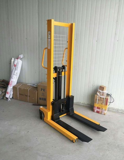 Manual pallet stacker is suitable for loading and unloading operations, and can also be used for horizontal handling, so the operating range is relatively wide. Work Truck Organization, Truck Organization, House Lift, Crane Lift, Sheet Metal Tools, Lifting Devices, Steel Structure Buildings, Sheet Metal Fabrication, Material Handling Equipment