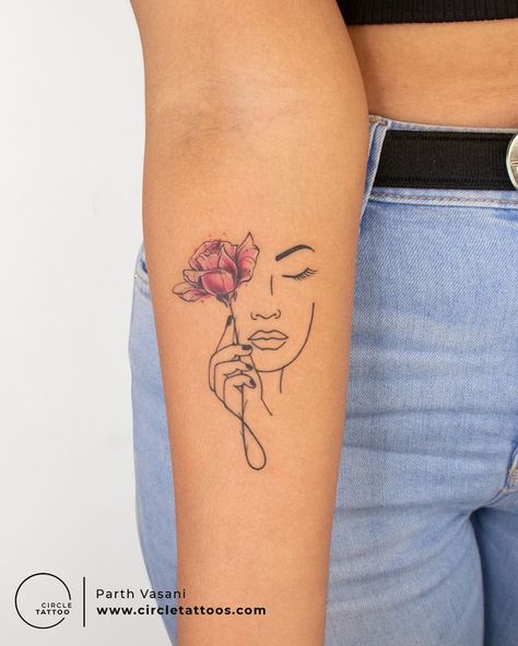 Line Art Face Tattoo, Tattoos Face, Tattoo Line Art, Face Tattoos For Women, Artsy Tattoos, One Line Tattoo, Tattoo Beautiful, Tattoo Line, Circle Tattoos