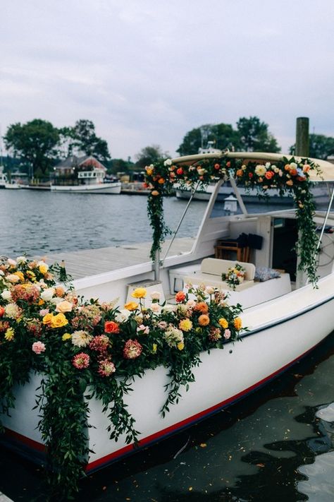 Yacht Club Wedding Decor, Riverside Aesthetic, Yacht Wedding Decor, Yacht Decorating Ideas, Yacht Wedding Reception, Lake Wedding Reception, Labor Day Wedding, Wedding Boat, Dock Wedding