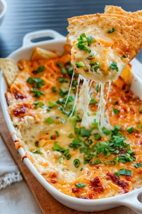 Creamy Crab Rangoon Dip: a delicious blend of rich cream cheese, savory crab, and crispy wontons, perfect for parties! #SeafoodDip #PartyAppetizer #CrabLovers #EasyRecipe #DipDelight Carb Rangoon Dip, Crab Ragoons Dip, Best Crab Rangoon Dip, Pioneer Woman Crab Rangoon Dip, Cream Cheese Rangoon Dip, Ragoons Recipe Cream Cheese Crab, Crab Rangoon Dip With Wonton Chips, Crab Roll Ups Appetizers, Hot Crab Rangoon Dip Recipe