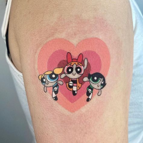 Powerpuff Girls Tattoo, Cartoon Legs, Powerpuff Kızları, Cute Thigh Tattoos, Bright Tattoos, Girls Tattoo, Planet Tattoos, Full Back Tattoos, Gorgeous Tattoos