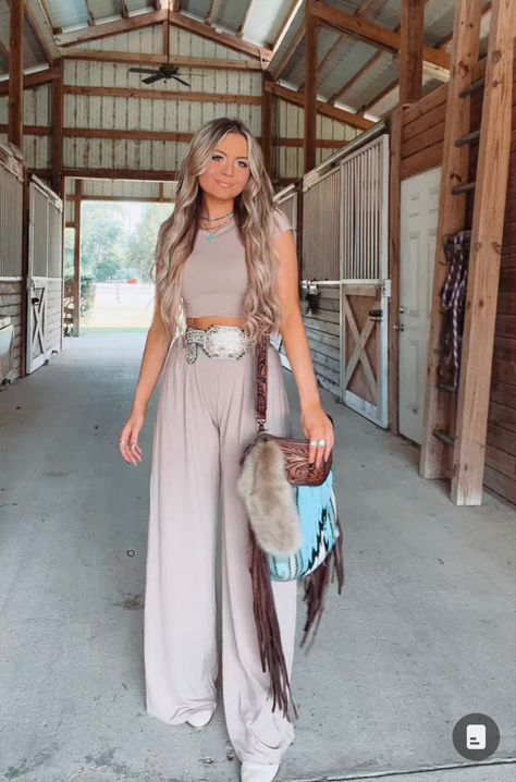 Two Piece Western Outfit, Country Boho Outfit Summer, Country Fest Outfits Concert, Pink And Black Western Outfit, The American Rodeo Outfits, Dressy Western Outfits Women Stylish, Western Outfits Dressy With Boots, Graduation Outfit Ideas Western, Mothers Day Brunch Outfit Spring