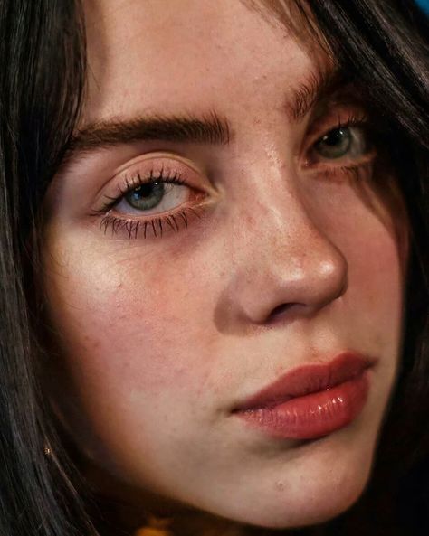 12.7k Likes, 116 Comments - Billie Eilish (@wherearetheavocados1) on Instagram: “she is perfect 🖤” Billie Eilish Face Reference, Aesthetic Printouts, Billie Eilish Face, Billie Eilish Lockscreen, Billie Eilish Hair, Human Skin Texture, Billie Eilish Drawing, Metal Lords, Pfp Edit