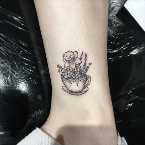 Teacup With Flowers Tattoo, Teapot Tattoo, Poland Tattoo, Teacup Tattoo, Tattoo With Flowers, Cup Tattoo, Amazing Tattoos, Plant Tattoo, Awesome Tattoos