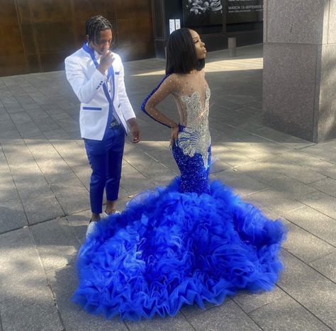 Pretty Prom Dresses Long, Prom Dresses Ruffles, Crystal Birthday Party, Royal Blue Prom Dress Long, Blue Graduation Dresses, Dresses Ruffles, Crystal Birthday, Birthday Party Dresses, Royal Blue Prom