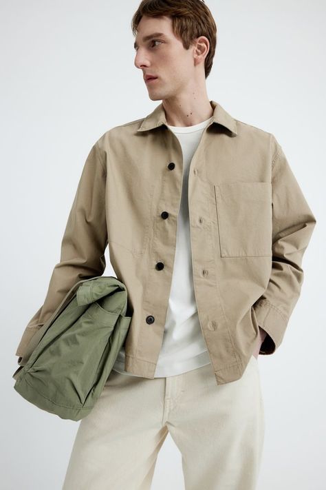 Loose Fit Twill Overshirt - Long sleeve - Regular length - Beige - Men | H&M AU H&m Men, Active Swimwear, Sportswear Trends, Slip On Espadrilles, Blouse Jeans, Kids Outerwear, Oversized Silhouette, Newborn Outfits, Outdoor Apparel