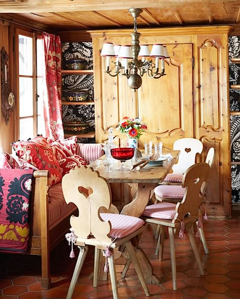 Michelle Nussbaumer Gstaad kitchen, photo Melanie Acevedo for Veranda Built In Closets, Michelle Nussbaumer, Wooden Sled, Chalet Chic, Chalet Interior, Chalet Design, Swiss Chalet, Storybook Cottage, Chalet Style