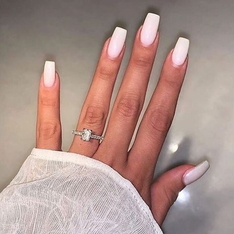 919 Likes, 1 Comments - Nails Melt (@nailsmelt) on Instagram: “Glamours nails💅 Follow @nailsmelt for more gorgeous post @nailsmelt @nailsmelt . . . #nail…” White Nails On Brown Skin, Milky Nails Design, Trendy Simple Nails, Ballerina Nails Long, Nails On Brown Skin, Nail 2023, Long Nail Art, Colour Tip Nails, Natural Nail Designs