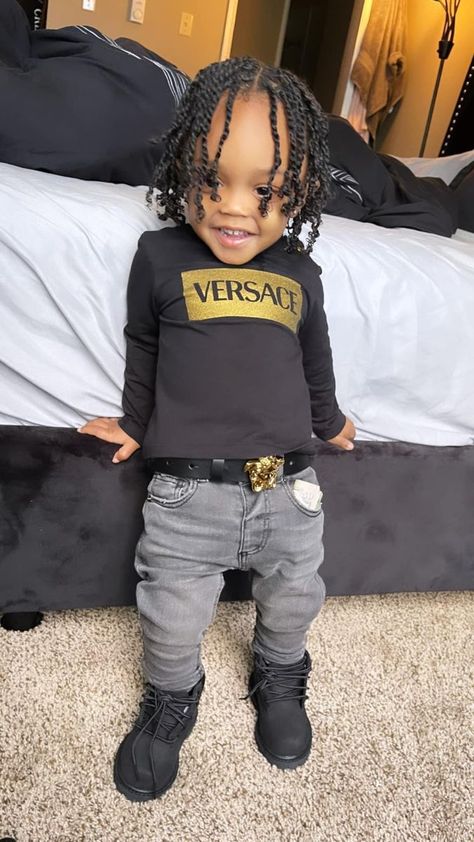 Light Skin Baby Boy, Little Boy Outfits Black Boys, Baby Boy Drip, Black Baby Boy Outfits, Black Toddler Boy, Toddler Boy Fashion Swag, Swag Kids, Baby Boys Black, Kids Fashion Boy Swag