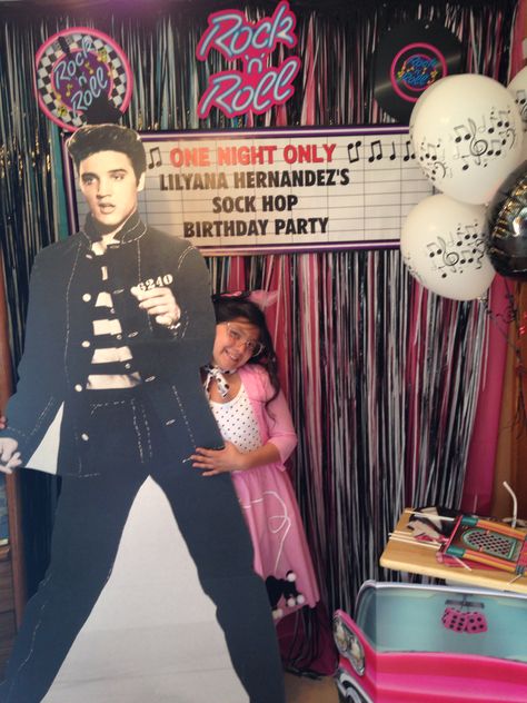 Elvis Photobooth, Oldies Birthday Party Ideas, 50s Birthday Party Ideas, Elvis Presley Party Decorations, Elvis Bachelorette Party, Elvis Presley Themed Birthday Party, Elvis Themed Bachelorette Party, Elvis Theme Party, Elvis Decorations