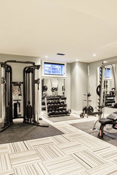 Home Gym Ideas Weights, Large Home Gym, Home Gym Interior Design, Gym Basement, Modern Home Gym, Garage Gyms, Private Gym, Gym Sauna, Home Gym Basement