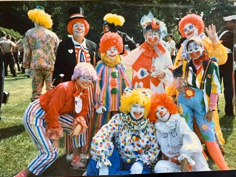 Clown Group, Clown School, Clowncore Aesthetic, Clown Pics, Circus Aesthetic, Clown Clothes, Circus Costume, Cute Clown, Vintage Clown