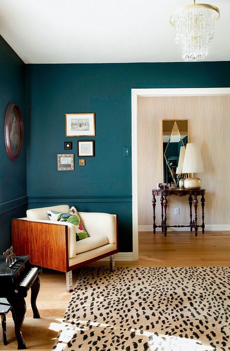 These 13 Teal Paint Colors Will Instantly Brighten up Any Room Popular Living Room Colors, Teal Paint Colors, Teal Rooms, Teal Living Rooms, Popular Living Room, Living Room Wall Color, Room Wall Colors, Teal Walls, Green Walls