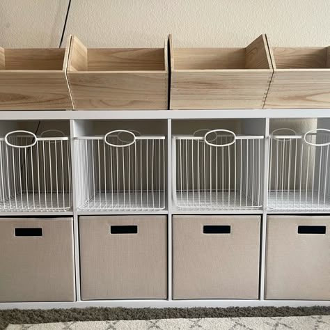 Cubicle Toy Storage, Hallway Cube Storage, Storage Cubes Playroom, Diy Toy Bin Storage, Toy Shelf Organization Playroom, Diy Toy Room Storage, Playroom Organization Storage Cabinets, Toy Storage Bin Ideas, Toy Cube Organization