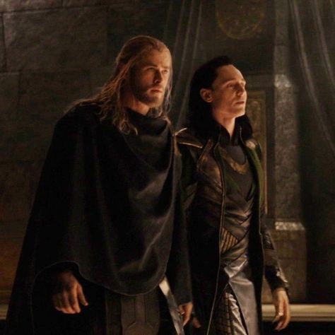 Thor And Loki Aesthetic, Ashethic Wallpapers, Loki Dark World, Asgard Aesthetic, Thor Thunder, Loki Aesthetic, Loki Wallpaper, Thor 1, Loki God Of Mischief