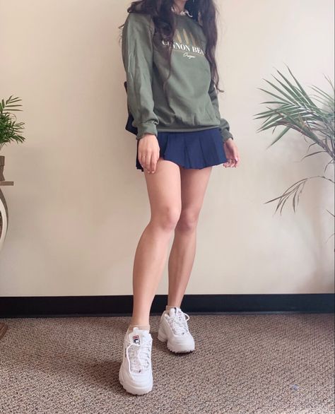 Filas Shoes Outfit, Chunky Filas Outfits, Fitted Harajuku Style Tennis Skirt For Summer, White Tennis Skirt Outfit Aesthetic, Chunky Filas, White Nike Tennis Skirt, Sporty White Tennis Skirt With Go-dry, Sporty White Go-dry Tennis Skirt, White Filas