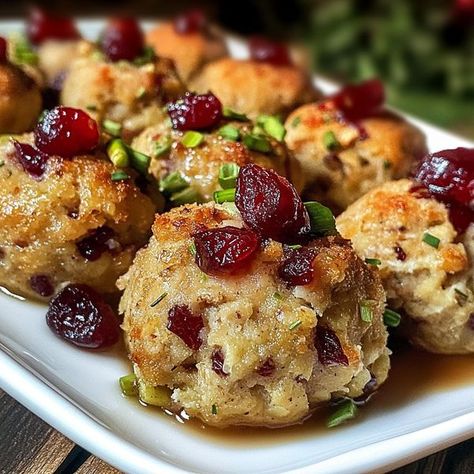 recipes quickie | Cranberry & Turkey Stuffing Balls | Facebook Stuffing Balls Recipe, Cranberry Stuffing, Cranberry Turkey, Stuffing Balls, Holiday Leftovers, Turkey Stuffing, Thanksgiving Appetizers, Stuffing Recipes, Balls Recipe