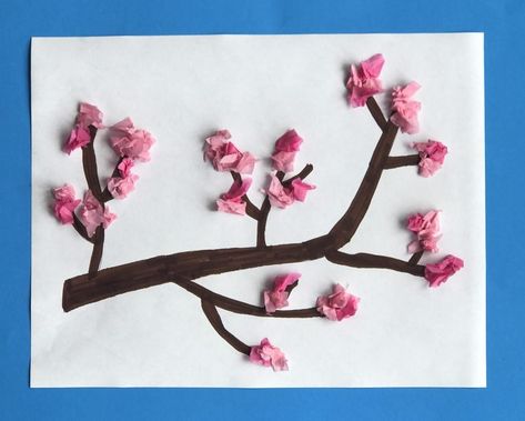 This Spring Blossom Branch Craft is super cute and easy! Make enough for the classroom, a party, or scouts in just about 10 minutes! Free Printable! Cherry Blossom Template, Cherry Blossom Craft, Spring Tree Art, Blossom Craft, Spring Lessons, Tissue Paper Craft, Free Printable Crafts, Spring Classroom, Sakura Art