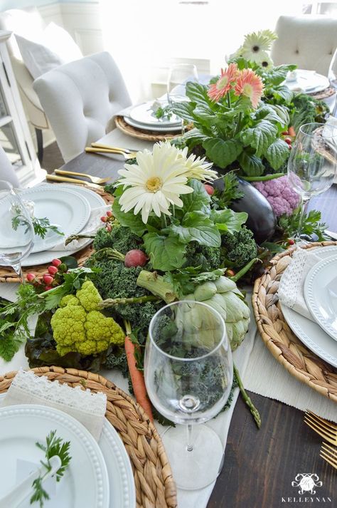 Vegetable Easter Table with woven chargers. #springtablescape #easter #eastertablescape #partyideas Birthday Table Decorations For Women, Vegetable Table, Easter Brunch Decorations, Brunch Decorations, Spring Table Settings, Vegetable Patch, Birthday Table Decorations, Easter Table Settings, Table Setting Inspiration