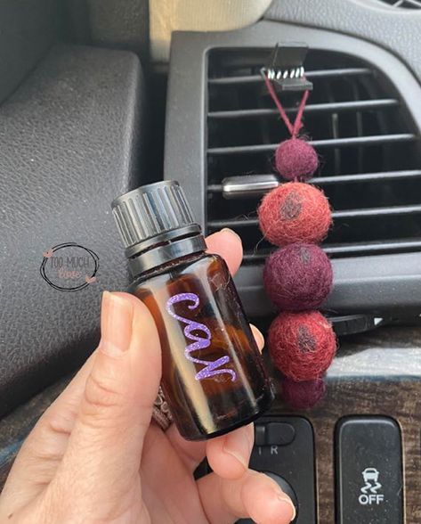 Essential Oil Car Diffuser Diy, Car Diffuser Blends, Diffuser Diy, Car Diffuser Essential Oils, Essential Oils Cleaning, Car Freshies, Car Essentials, Morning Commute, Diffuser Recipes