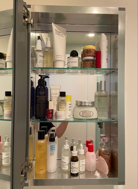 Aesthetic Skincare Cabinet, Medicine Cabinet Aesthetic, Things To Have In Your Medicine Cabinet, Vogue Beauty Secrets Bathroom, Aesthetic Bathroom Drawer Organization, Skin Care Bathroom Aesthetic, Cabinet Aesthetic, Skincare In Bathroom Aesthetic, Skin Care Aesthetic Organised