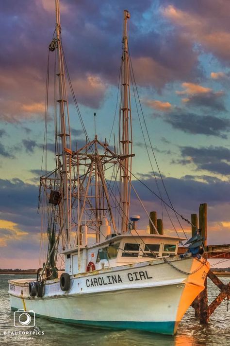 Shrimp Boat Shrimp Boats, Boat Underwater, Shrimp Boats Photography, Fishing Boats Aesthetic, Shrimp Boat Painting, Fishing Boats Painting, Trawler Boats, Old Fishing Boats Paintings, Shrimp Boat