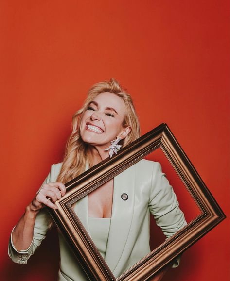 Betsy Wolfe, Many Men, Broadway, Musical, Queen