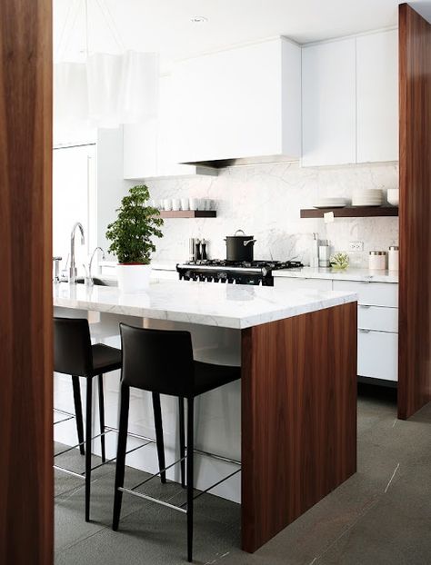 Modern White Kitchen Hawaii Kitchen, Two Tone Kitchen Cabinets, Renovation Inspiration, Wood Kitchen Cabinets, Trendy Kitchen, Contemporary Interior Design, Counter Tops, Wood Kitchen, Kitchen Colors