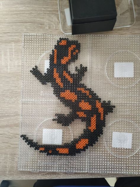 Qr Code Perler Beads, Gecko Bead Pattern, Perler Bead Bearded Dragon, Gecko Perler Bead Pattern, Bearded Dragon Perler Beads, Lizard Perler Bead Patterns, Gecko Pixel Art, Perler Bead Animal Patterns, Perler Bead Patterns Sea Animals