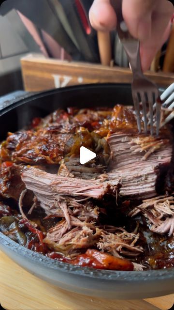 Balsamic Pot Roast, Whipped Sweet Potatoes, Roast Beef Sandwiches, Dutch Oven Cooking, Braised Beef, Chuck Roast, Carne Asada, Meat Cuts, Roast Beef