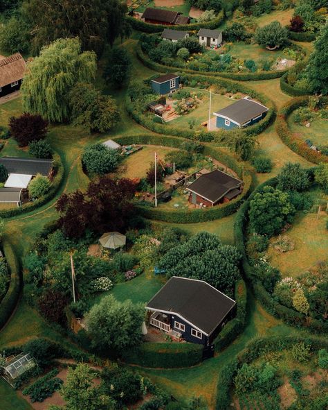 leo thomas on Twitter: "Circular gardens close to Copenhagen🫧… " Family Village Plans, Farm Village, Living Garden, Farmhouse Architecture, Farm Plans, Outdoor Photographer, Organic Living, Copenhagen Denmark, Village Houses