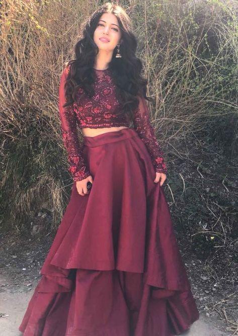 Charlie Chauhan in Kalki maroon double layer skirt with embroidered crop top blouse Long Skirt And Top, Blouse Tops Designs, Crop Top Lehenga, Indian Outfits Lehenga, Lehnga Dress, Lehenga Designs Simple, Indian Salwar Kameez, Long Gown Dress, Long Dress Design