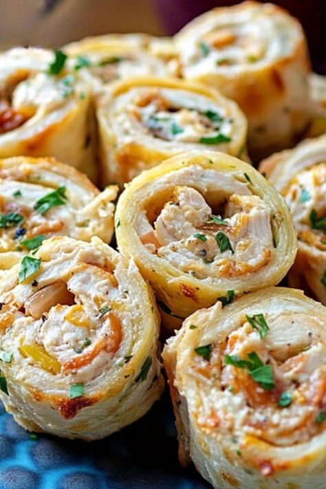 Chicken Finger Appetizer, Chicken Bacon Dip, Shredded Chicken Pinwheels, Buffalo Chicken Pinwheels, Chicken Pinwheels, Bacon Dip, Chicken Appetizers, Leftover Rotisserie Chicken, Pinwheel Recipes