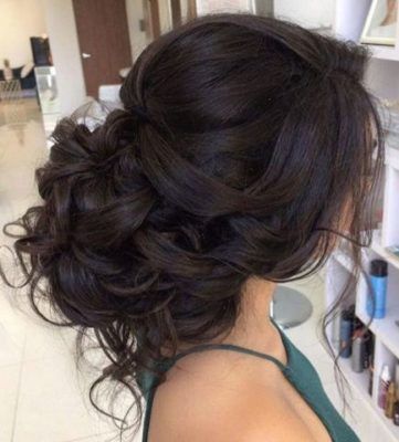 Loose Curls Updo, Curled Updo, Bridal Hair Inspiration, Messy Updo, Quince Hairstyles, Long Hair Wedding Styles, Wedding Hair Makeup, Bridesmaid Hairstyles, Sweet 15