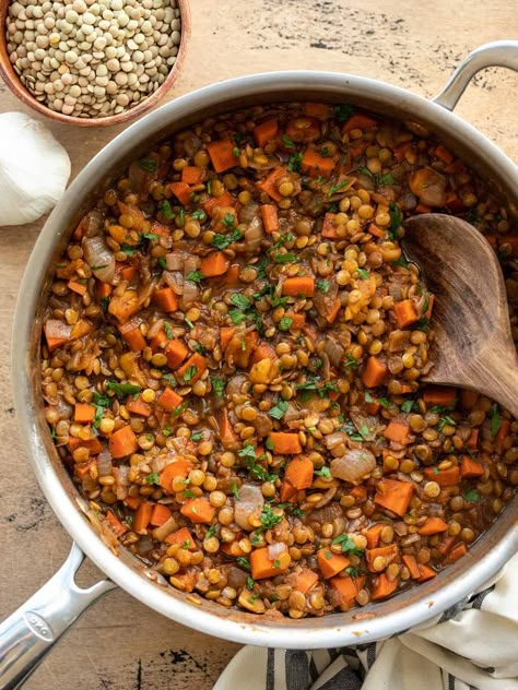 These warm, sweet, and savory spiced lentils hold up well as leftovers and make the perfect cozy vegetarian meal prep. BudgetBytes.com Fried Sauerkraut, Quick Simple Dinners, Green Lentil Recipes, Fancy Dinner Ideas, Vegetarian Supper, Recipes Lentils, Budget Bytes Recipes, Lentil Recipes Healthy, French Green Lentils