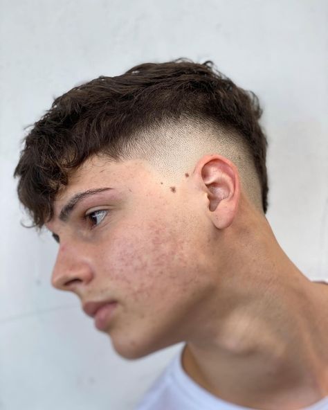 Mullet Skin Fade, Skin Fade Mullet, Best Short Haircuts For Men, Mid Skin Fade, Popular Mens Haircuts, Mullet Fade, Stylish Mens Haircuts, Short Hair For Boys, Short Haircuts For Men