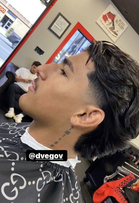 Long Hair With Tapered Sides Men, Men’s Long Taper Haircut, Mullet Fade Long Hair, Men Tapered Haircut, Men’s Mexican Haircuts, Latino Haircut Men Long, Mexican Mullet Hairstyle Mens, Side Taper Long Hair Men, Mid Temp Fade Mullet