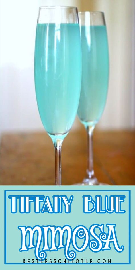 Two light blue drinks in champagne flutes. Blue Mimosa, Restless Chipotle, Moscato Wine, Blue Cocktails, Cocktail Recipes Easy, Valentines Day Treats, Easy Cocktails, Moscato, Sweet Valentine