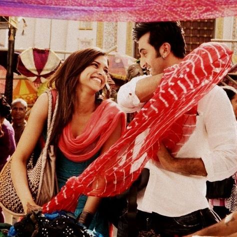 Ranbir Kapoor Yjhd, Ranbir Deepika, Vintage Bollywood Aesthetic, Bollywood Aesthetic, 90s Bollywood Aesthetic, Desi Love, Retro Bollywood, 90s Bollywood, Bollywood Couples