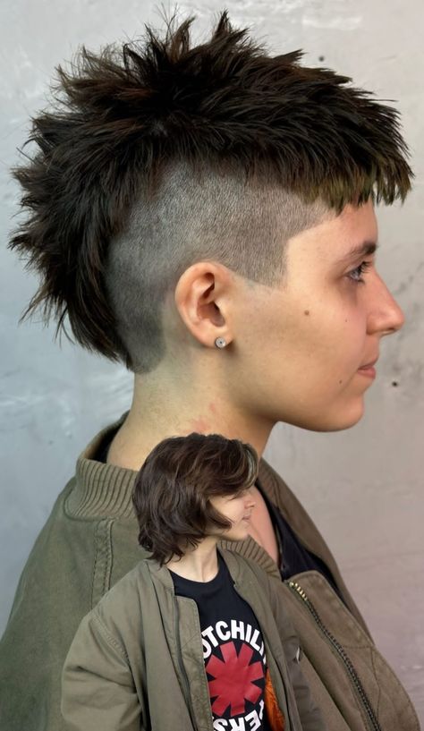 Dyed Hairstyles For Short Hair, Really Thick Short Hair, Short Punk Hairstyles Men, Unique Haircuts Men, Mohawk Unstyled, Short Alt Haircuts Men, Short Alternative Haircuts Men, Short Mowhak Hairstyle Woman, Very Short Mohawk